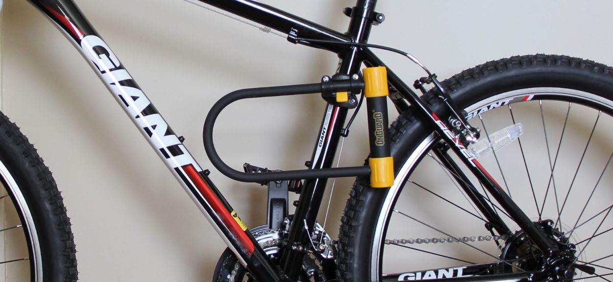 OnGuard U-lock clamped to bike frame