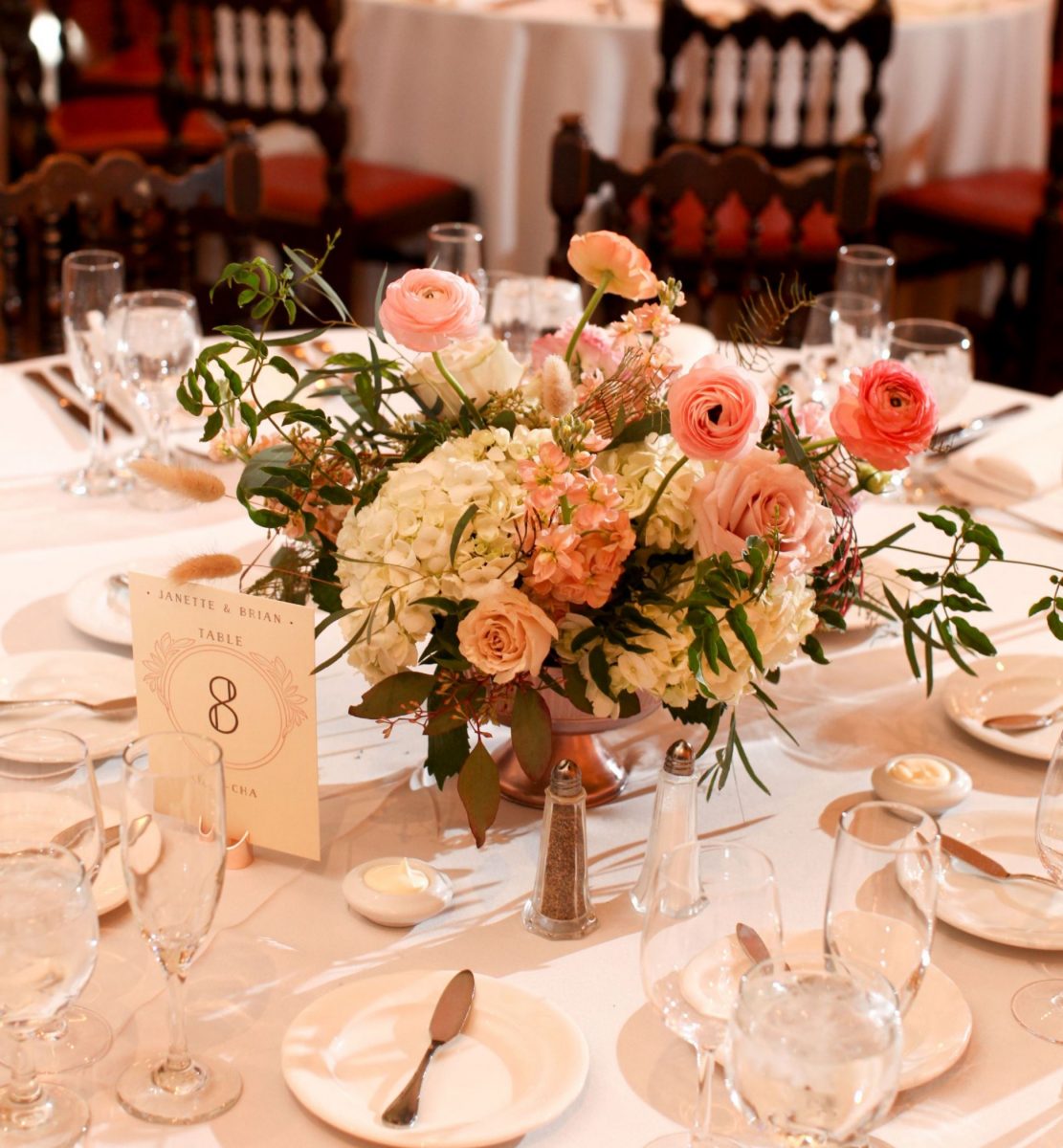 Formal wedding table setting
