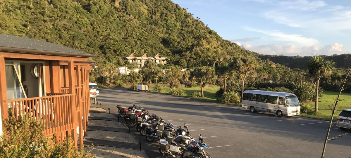 Punakaiki Resort on the left, with our trusty bus in the parking lot